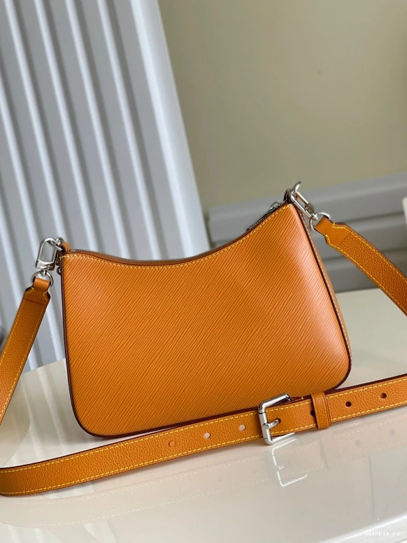 WIS VUITTON LOUIS MARELLE 0202